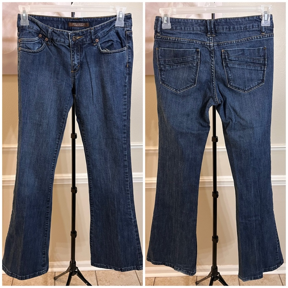 The Limited Women’s Dark Wash Bootcut Stretch Denim Jeans! Size 4.